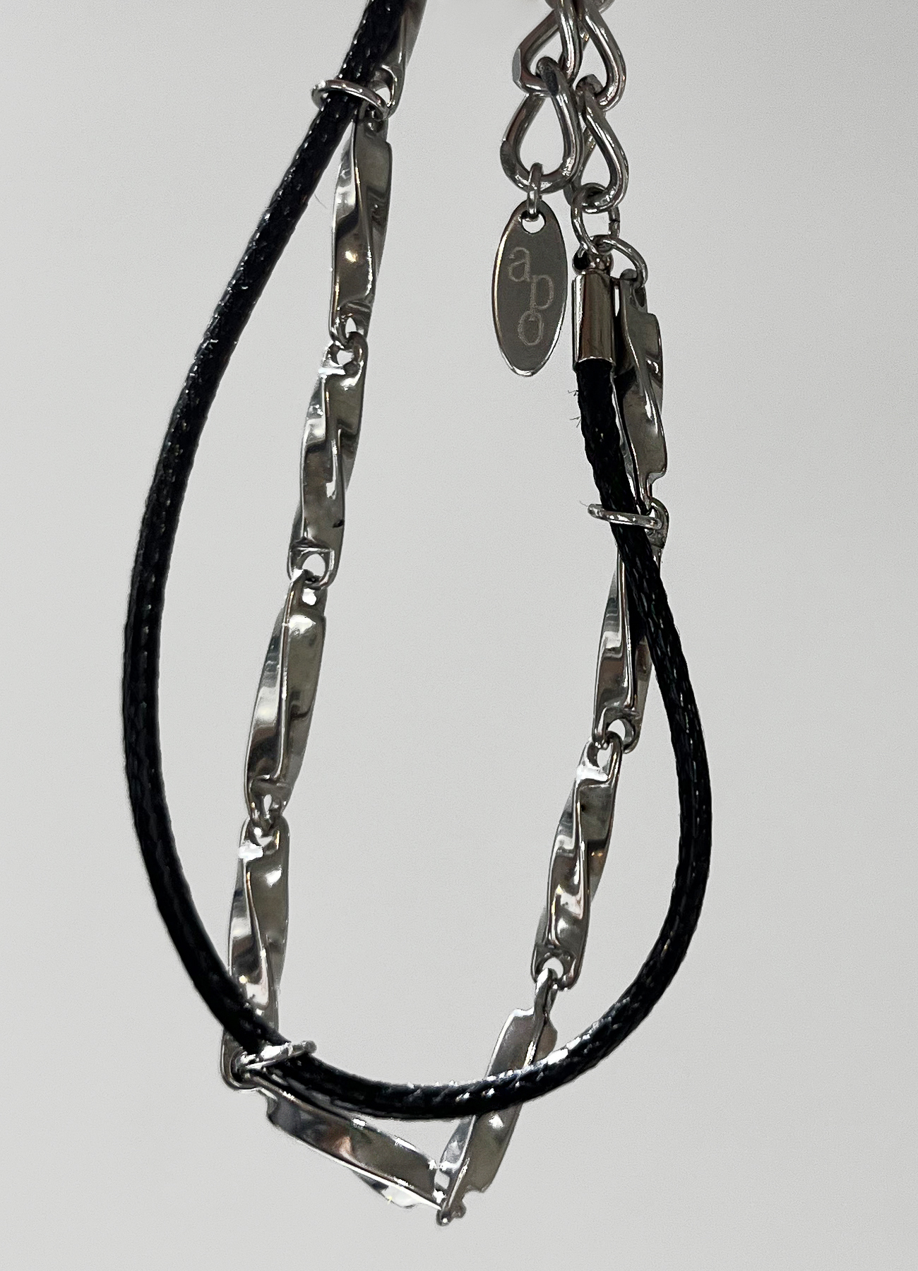 Hold Chain Leather  B.